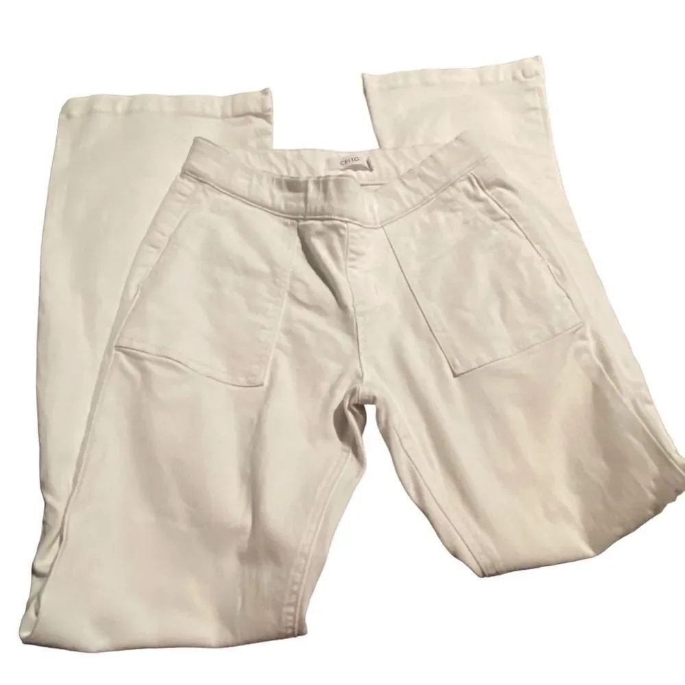 Cello size small white pants excellent condition see pic great look